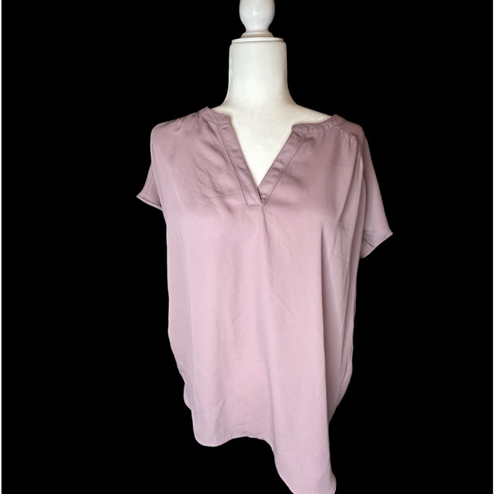 BANANA Republic, mauve top